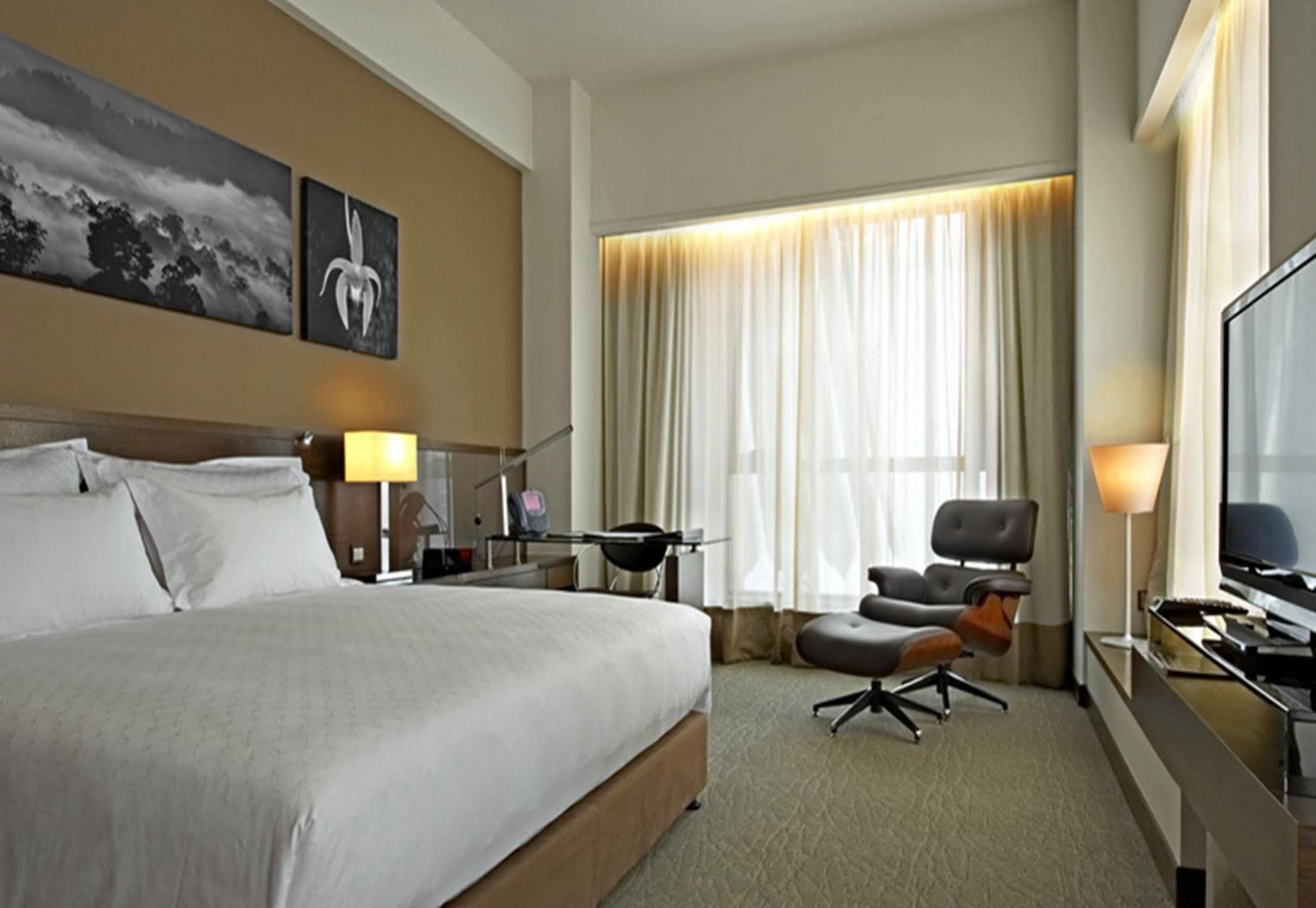 Gtower Hotel Kuala Lumpur Exterior foto Deluxe Room